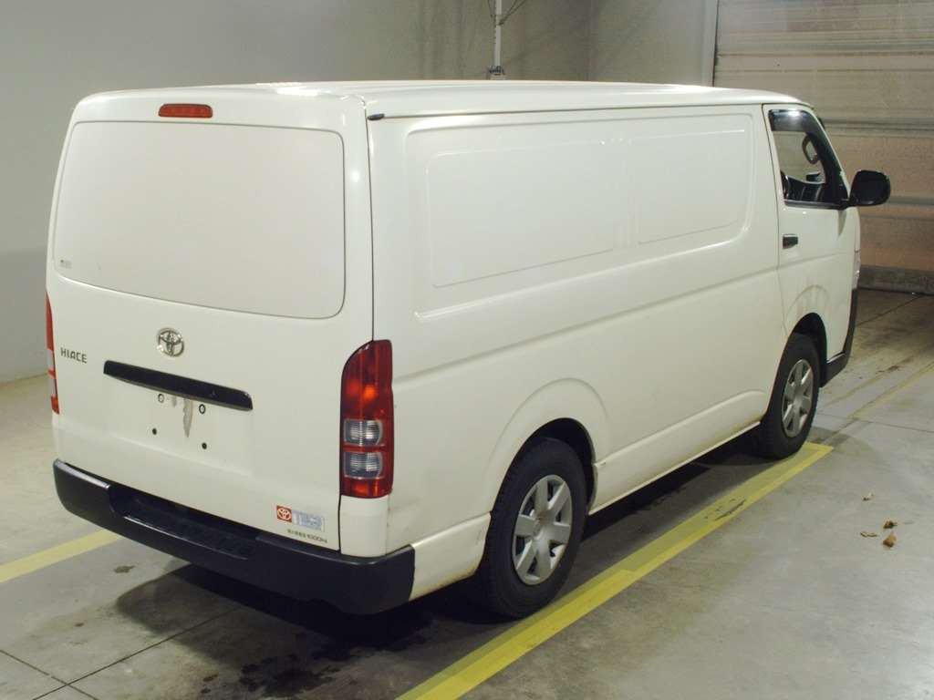 2017 Toyota Hiace Van KDH206V[1]