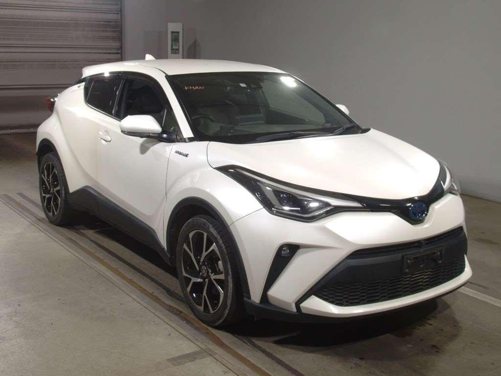 2019 Toyota C-HR ZYX11[2]