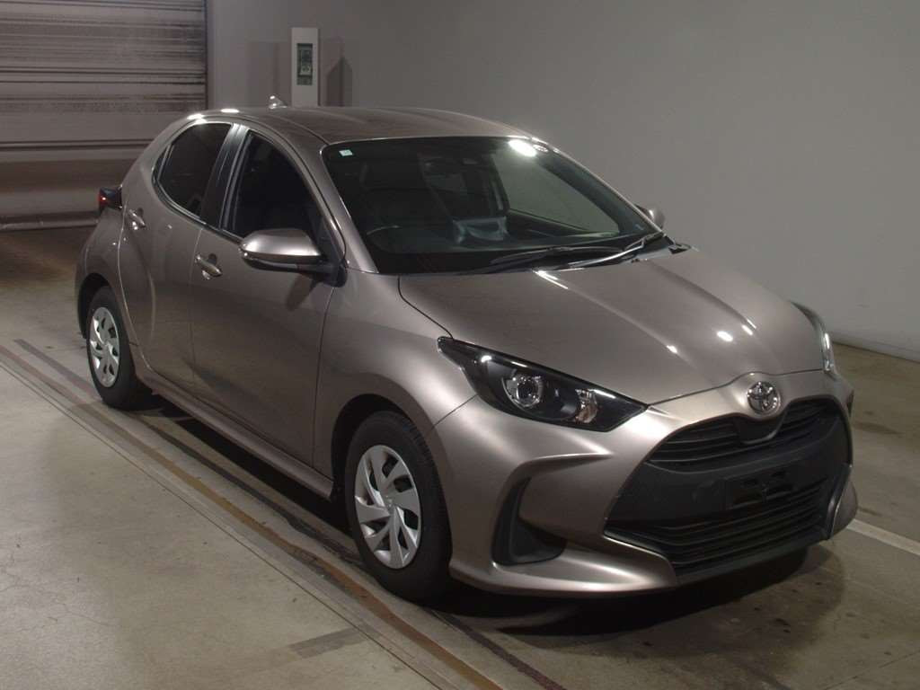 2021 Toyota YARIS KSP210[2]