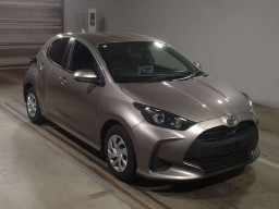 2021 Toyota YARIS