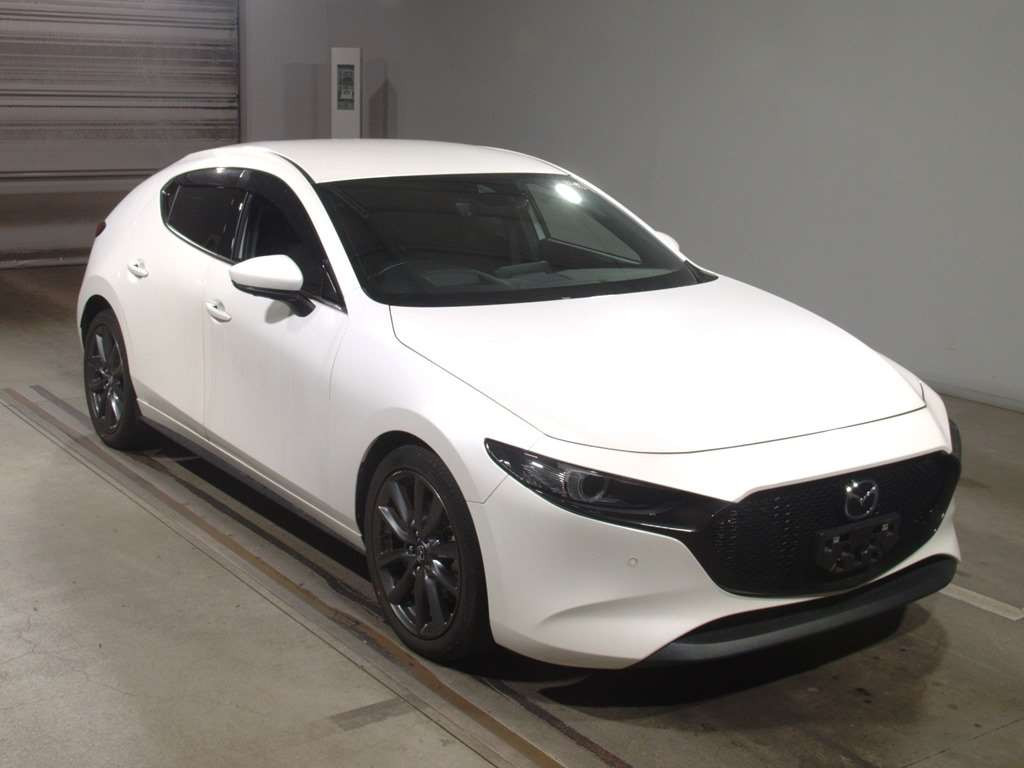 2019 Mazda Mazda3 Fastback BP8P[2]