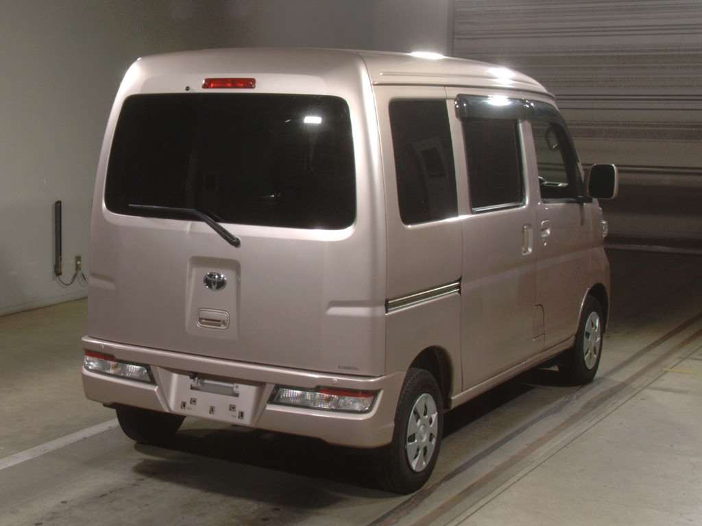 2020 Toyota Pixis Van S321M[1]