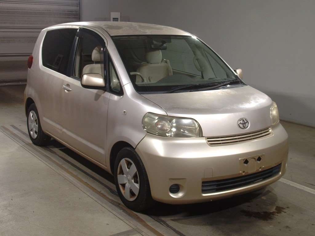 2007 Toyota Porte NNP15[2]