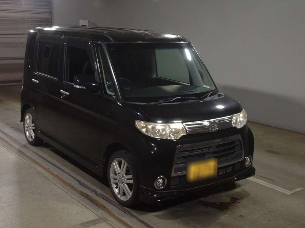 2011 Daihatsu Tanto Custom L385S[2]