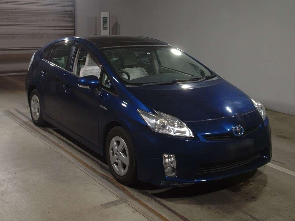 2009 Toyota Prius ZVW30[2]