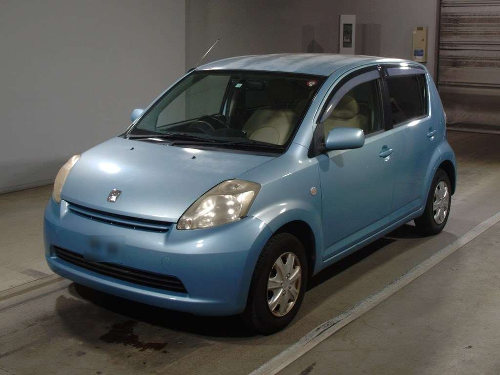 2004 Toyota Passo QNC10[0]