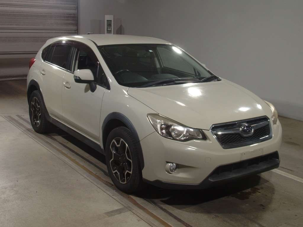 2014 Subaru XV GP7[2]