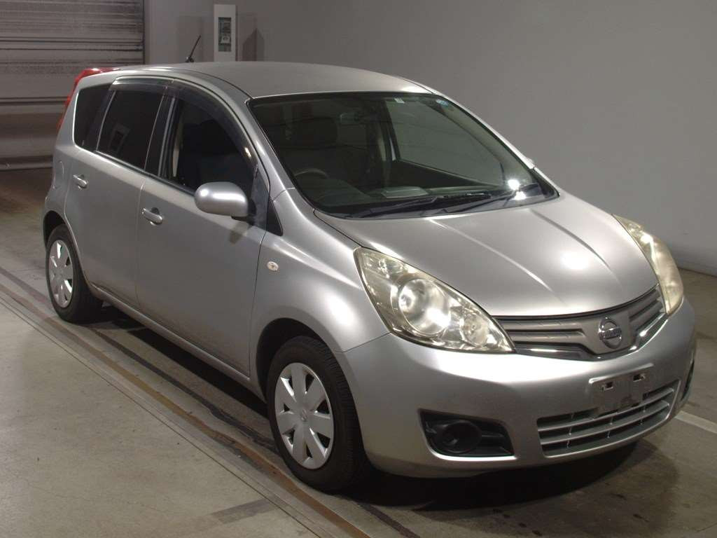 2009 Nissan Note E11[2]