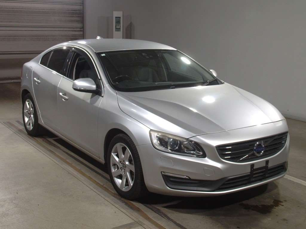 2015 Volvo S60 FB4164T[2]