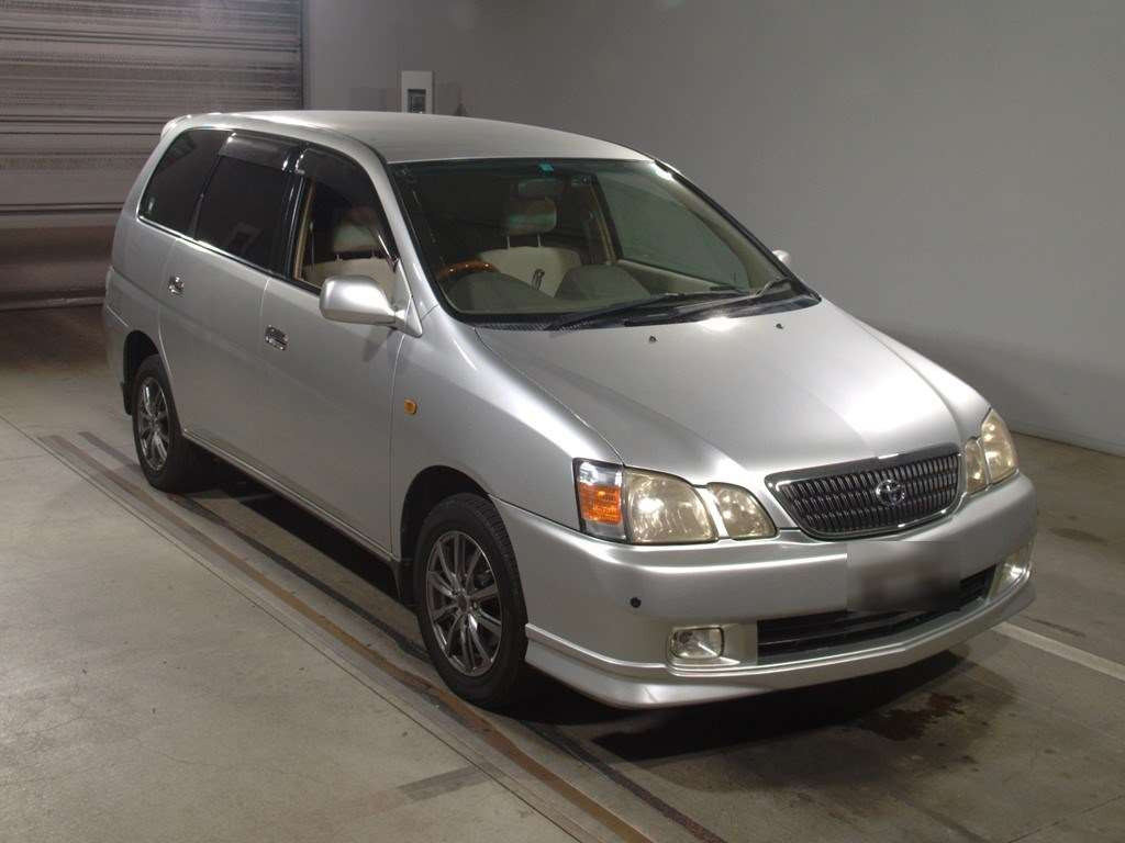 2004 Toyota Gaia ACM15G[2]