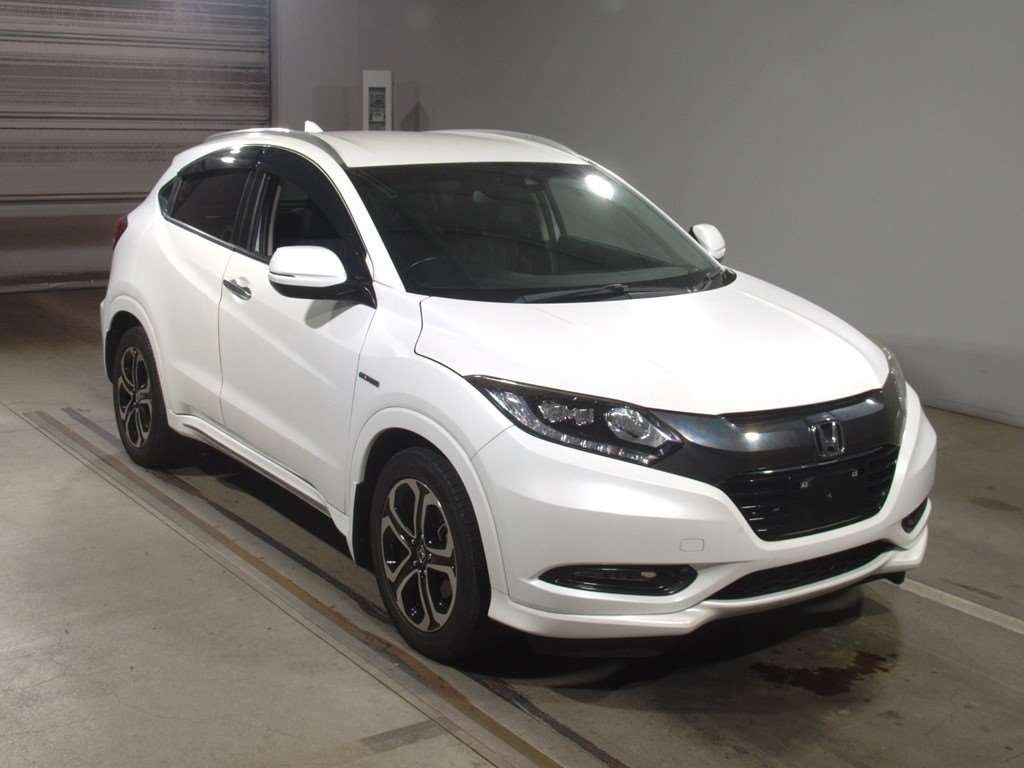 2017 Honda VEZEL RU3[2]