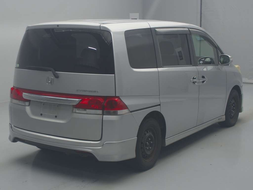 2007 Honda Step WGN RG1[1]