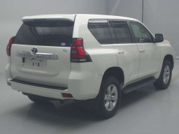 2017 Toyota Land Cruiser Prado