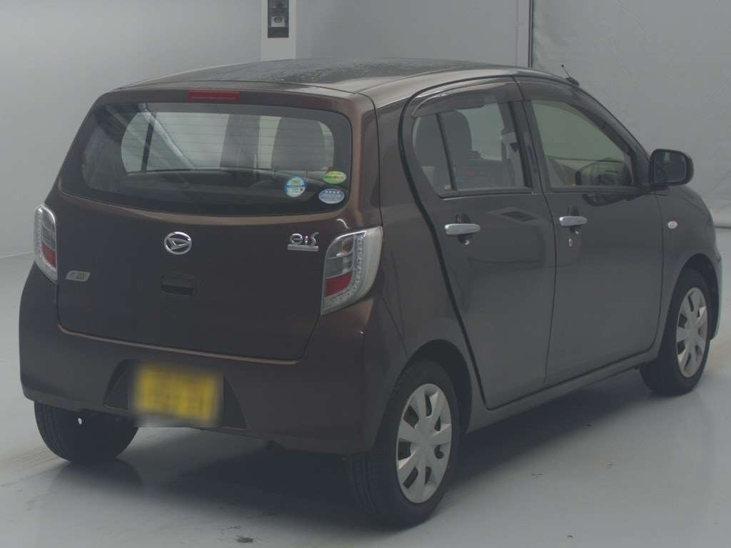 2014 Daihatsu Mira es LA300S[1]