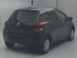 2010 Toyota Vitz