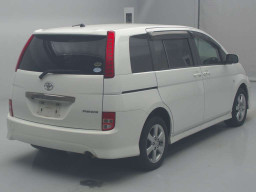 2006 Toyota Isis