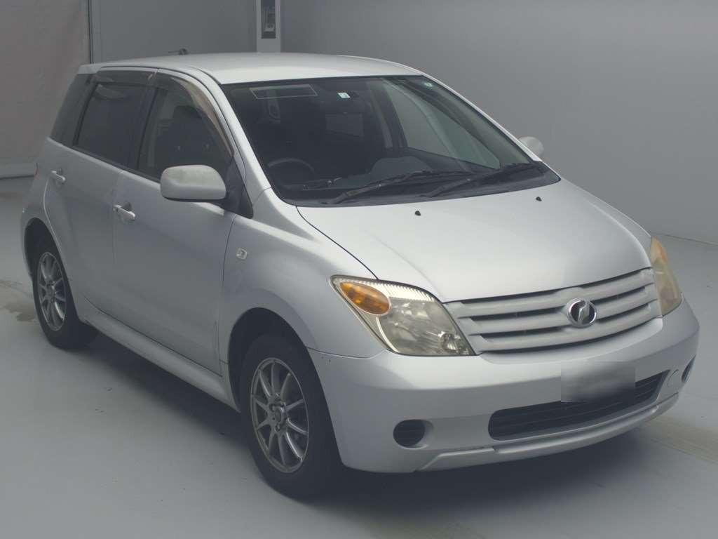 2006 Toyota IST NCP65[2]