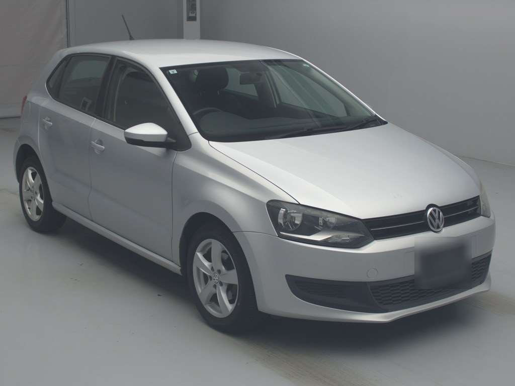 2011 Volkswagen Polo 6RCBZ[2]