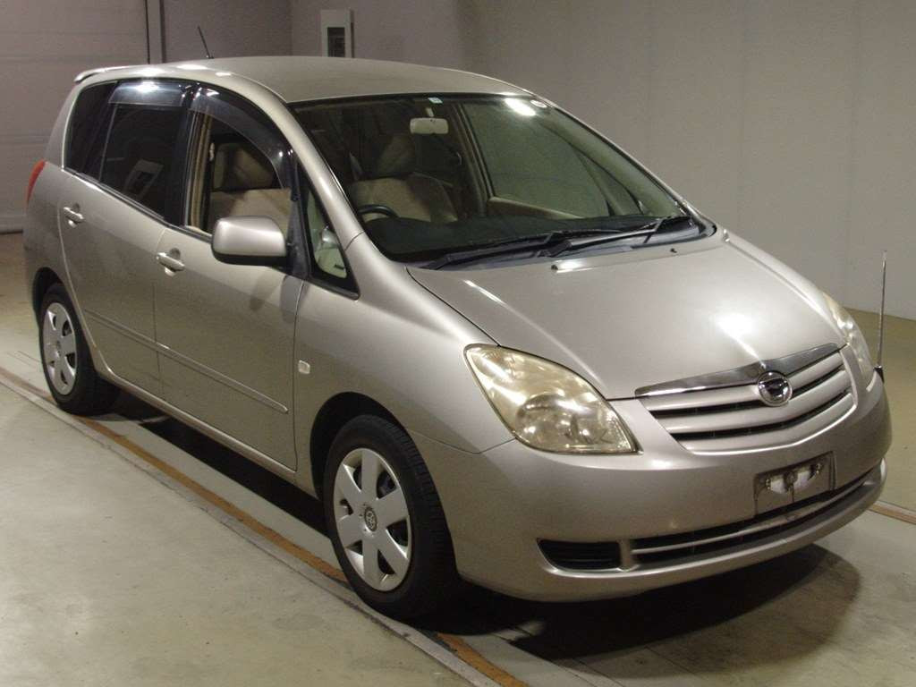 2003 Toyota Corolla Spacio NZE121N[2]