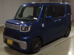 2015 Daihatsu Wake