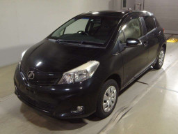 2013 Toyota Vitz