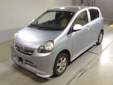 2012 Daihatsu Mira es