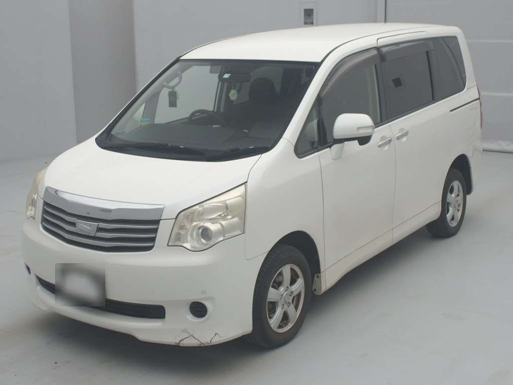 2011 Toyota Noah ZRR75G[0]