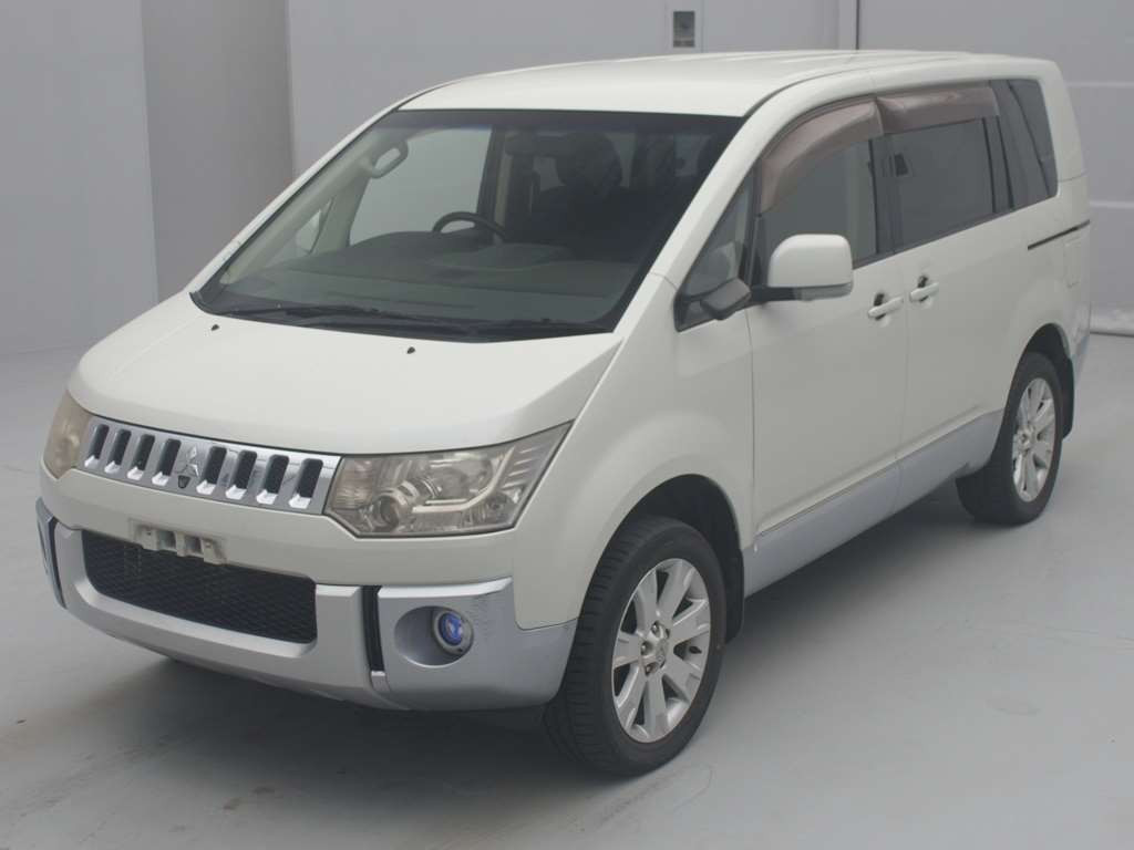 2010 Mitsubishi Delica D5 CV5W[0]