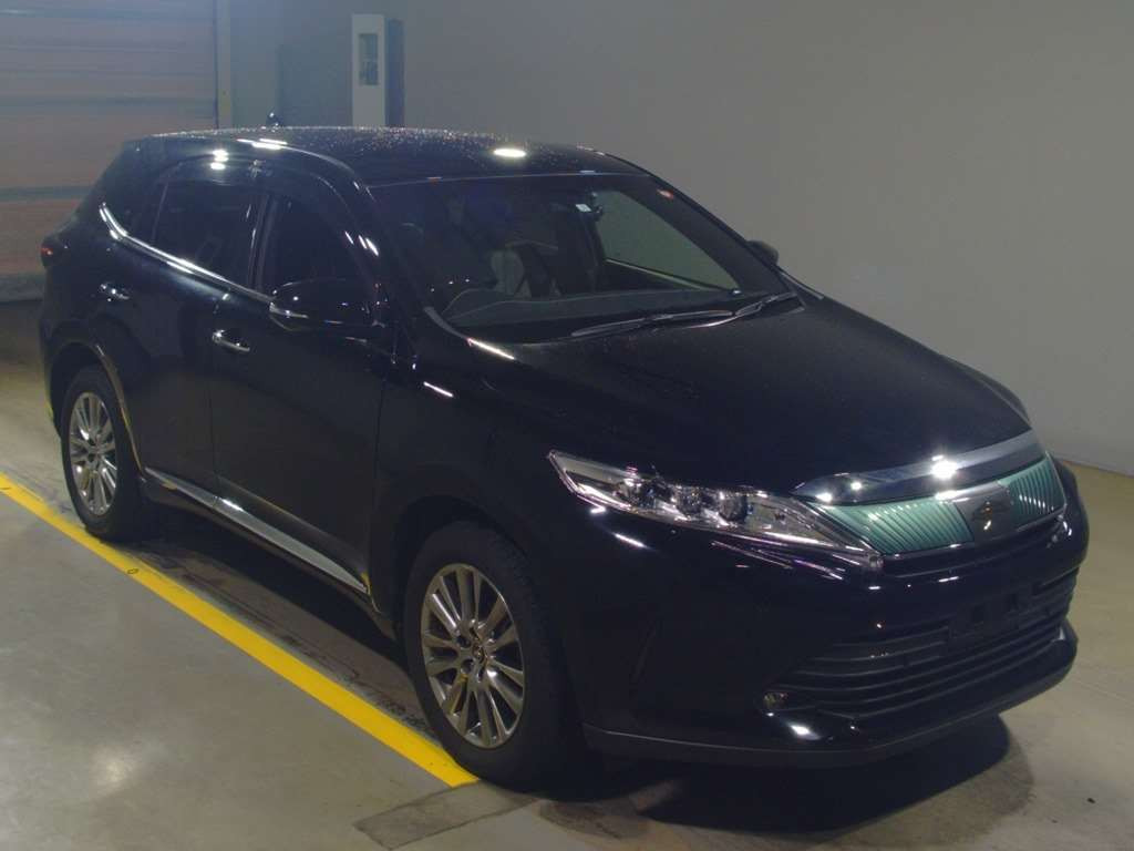 2017 Toyota Harrier ZSU60W[2]