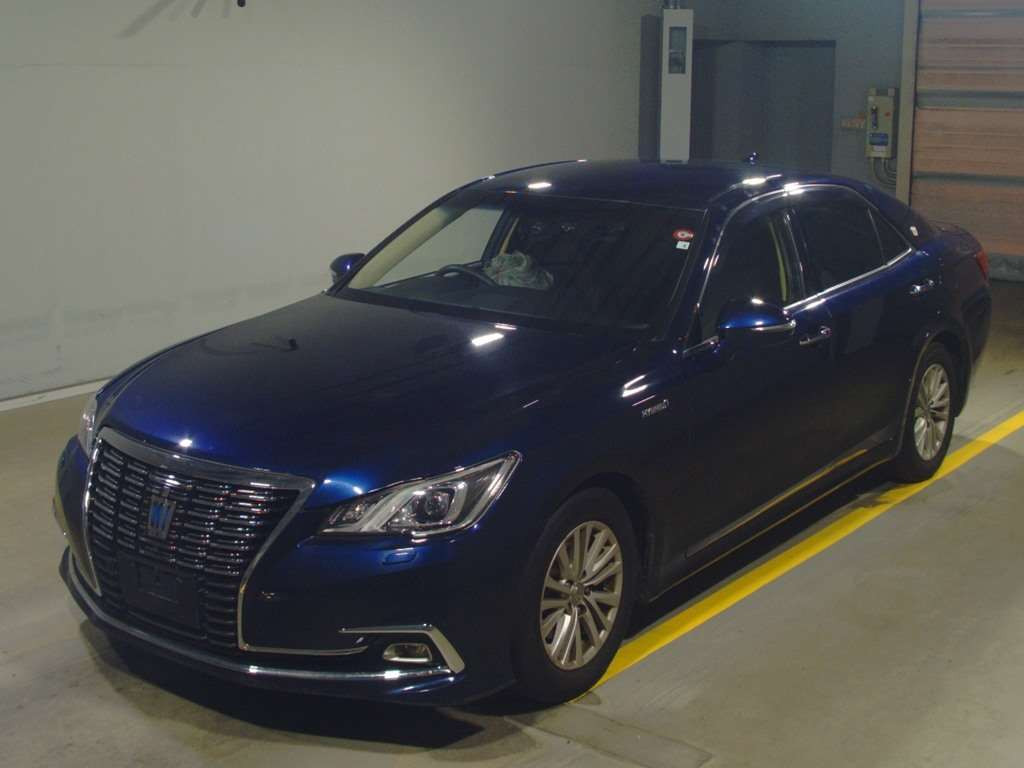 2016 Toyota Crown Hybrid AWS210[0]