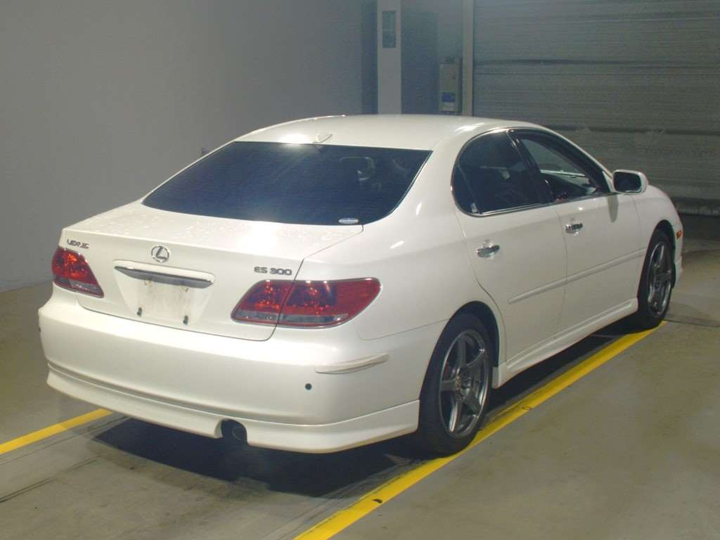 2005 Toyota Windom MCV30[1]