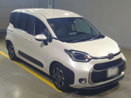 2023 Toyota Sienta