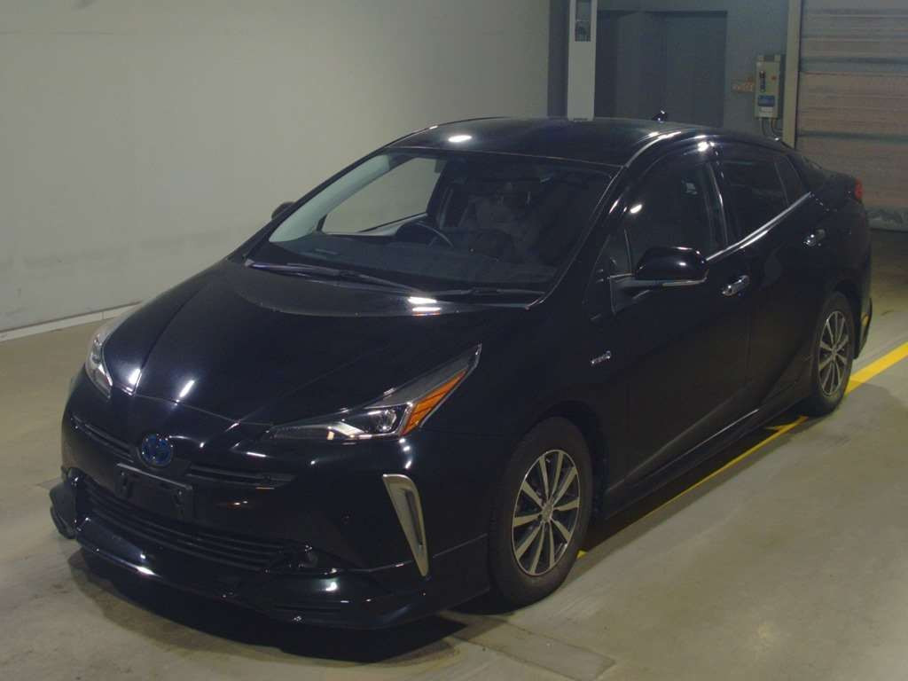 2019 Toyota Prius ZVW55[0]