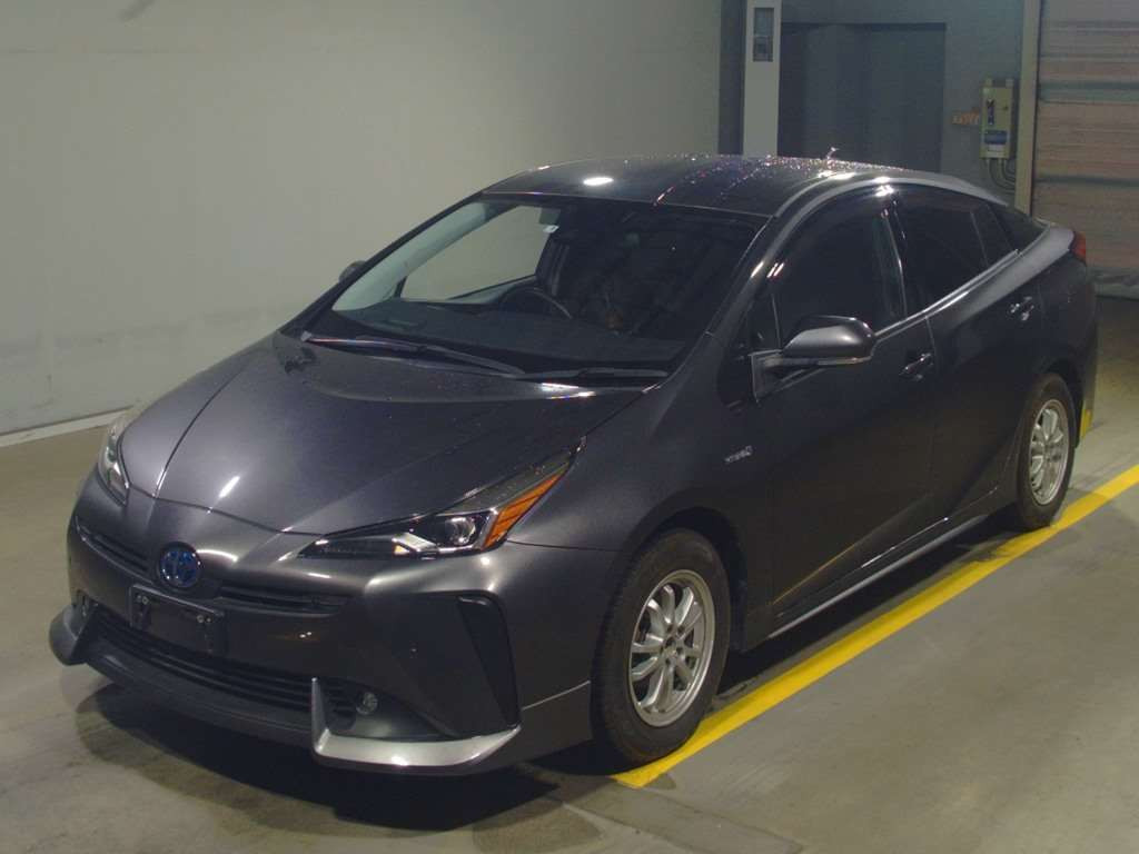 2019 Toyota Prius ZVW55[0]