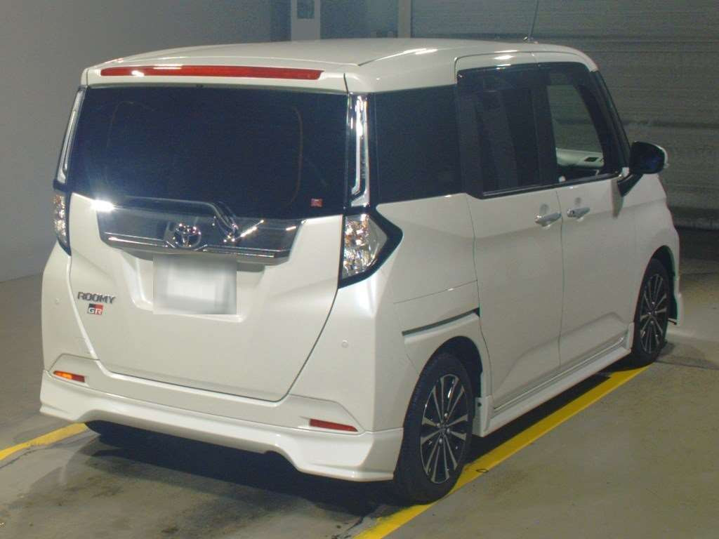 2022 Toyota Roomy M900A[1]