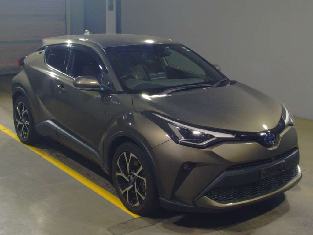 2020 Toyota C-HR ZYX11[2]