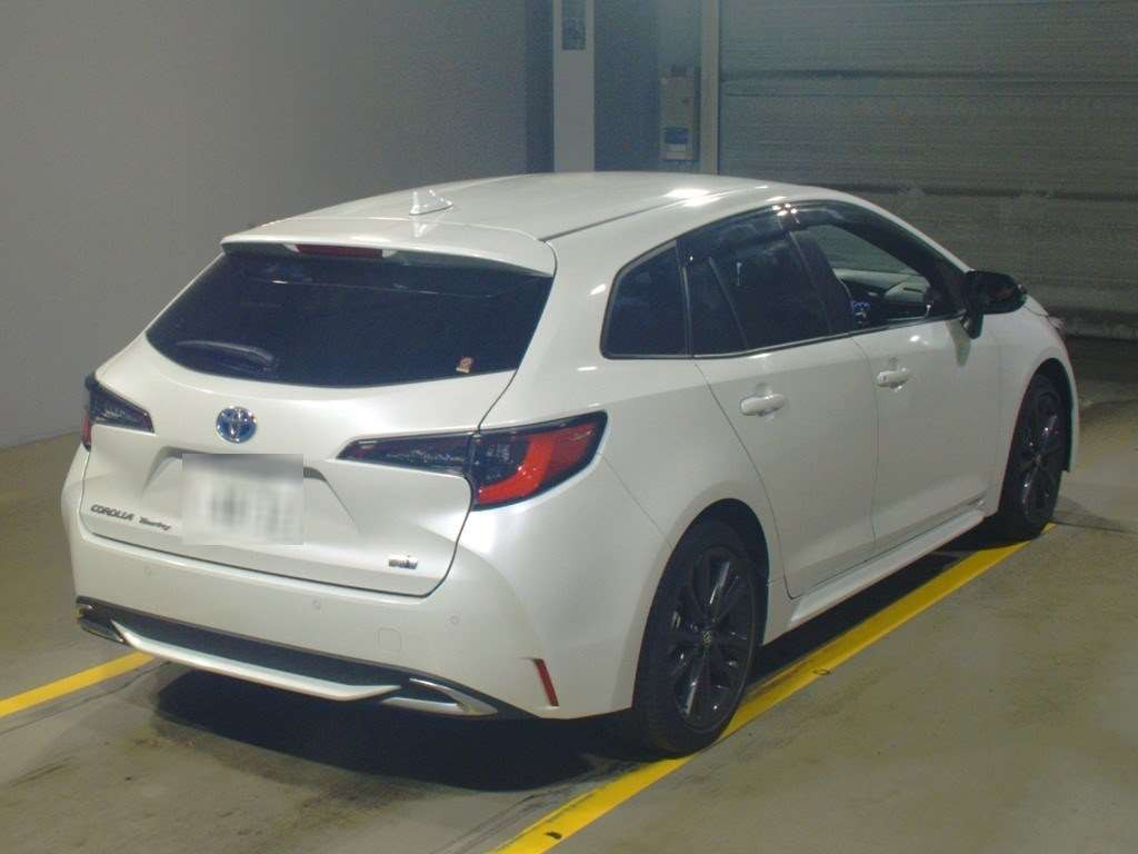 2023 Toyota Corolla Touring Wagon ZWE219W[1]