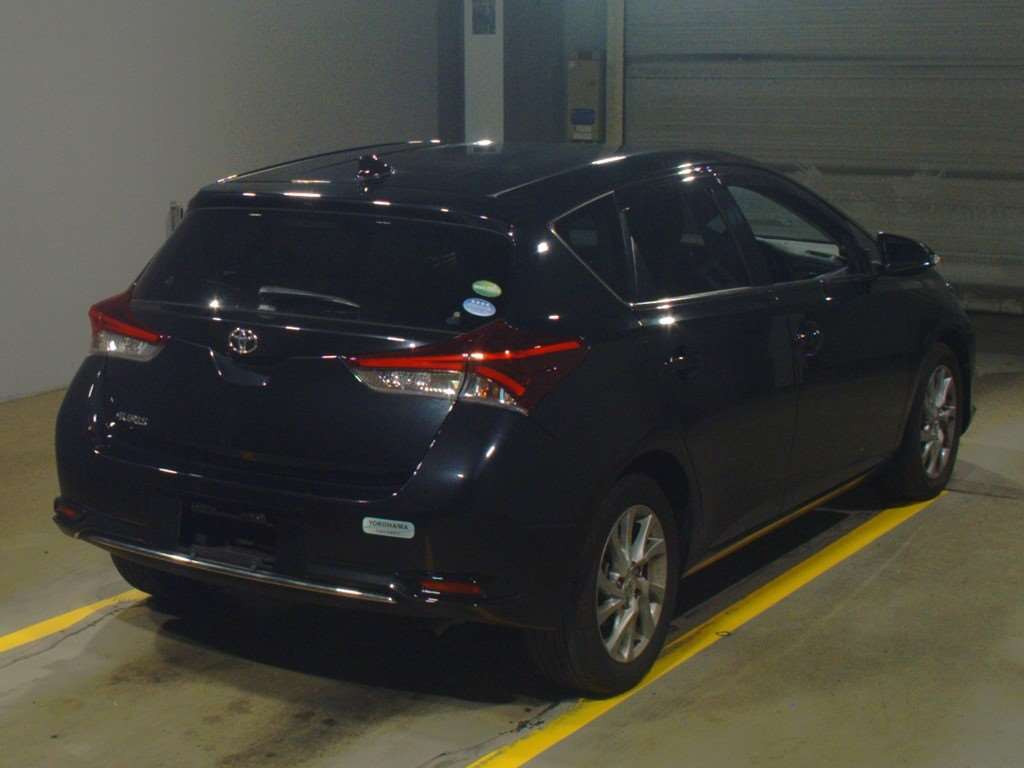 2017 Toyota Auris NZE181H[1]