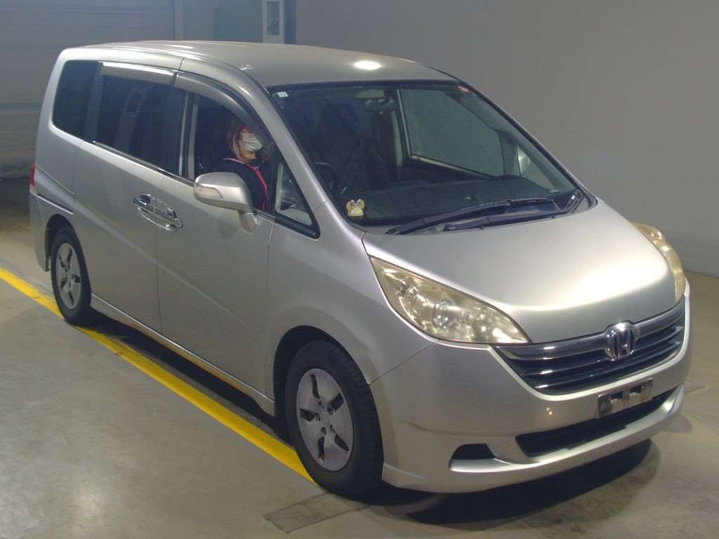 2007 Honda Step WGN RG1[2]