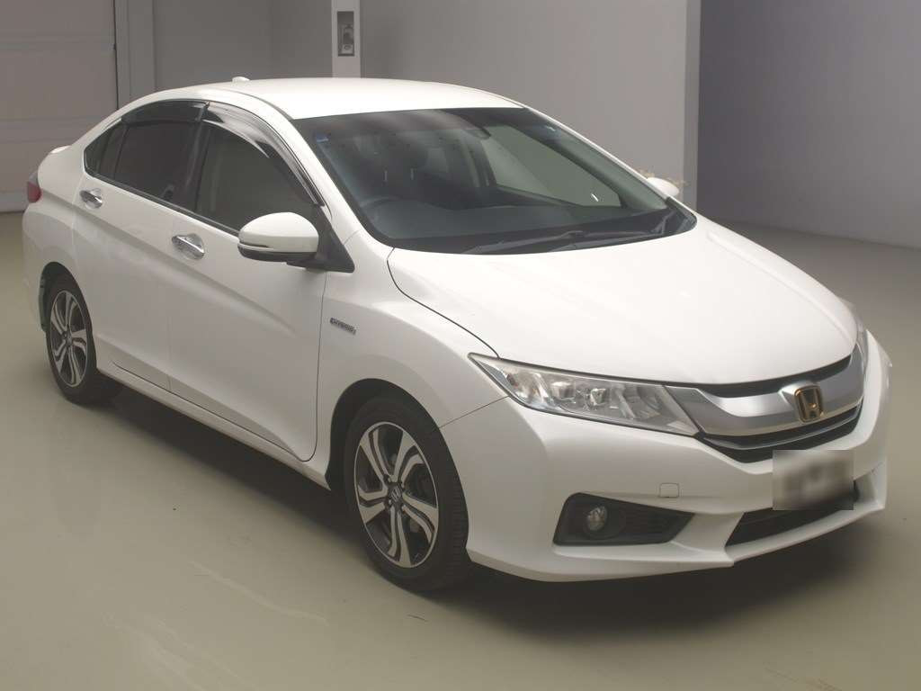 2015 Honda Grace GM4[2]