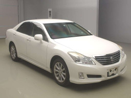 2009 Toyota Crown