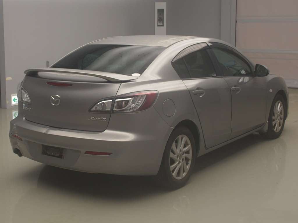 2011 Mazda Axela BL5FP[1]