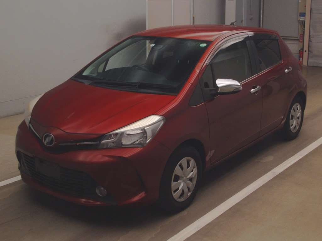 2016 Toyota Vitz NSP130[0]