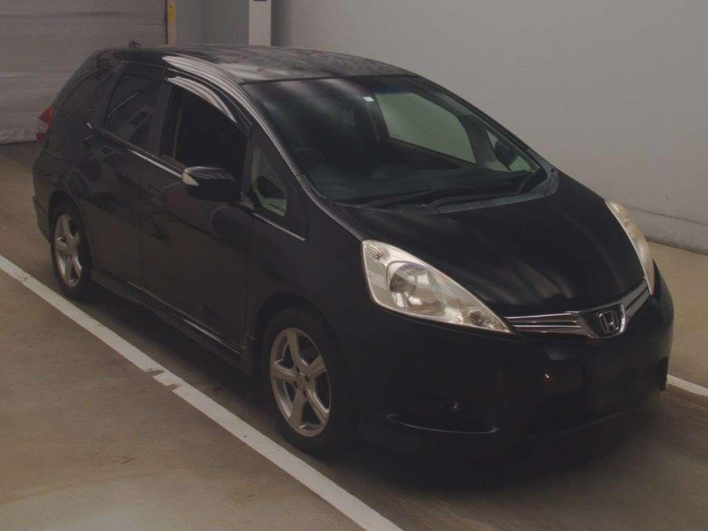 2012 Honda Fit Shuttle GG7[2]