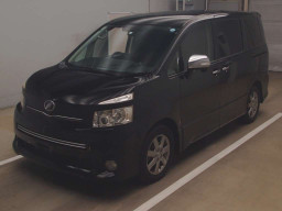 2009 Toyota Voxy