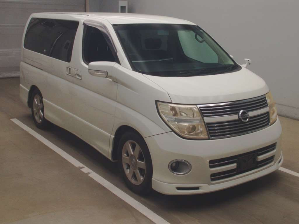 2008 Nissan Elgrand ME51[2]