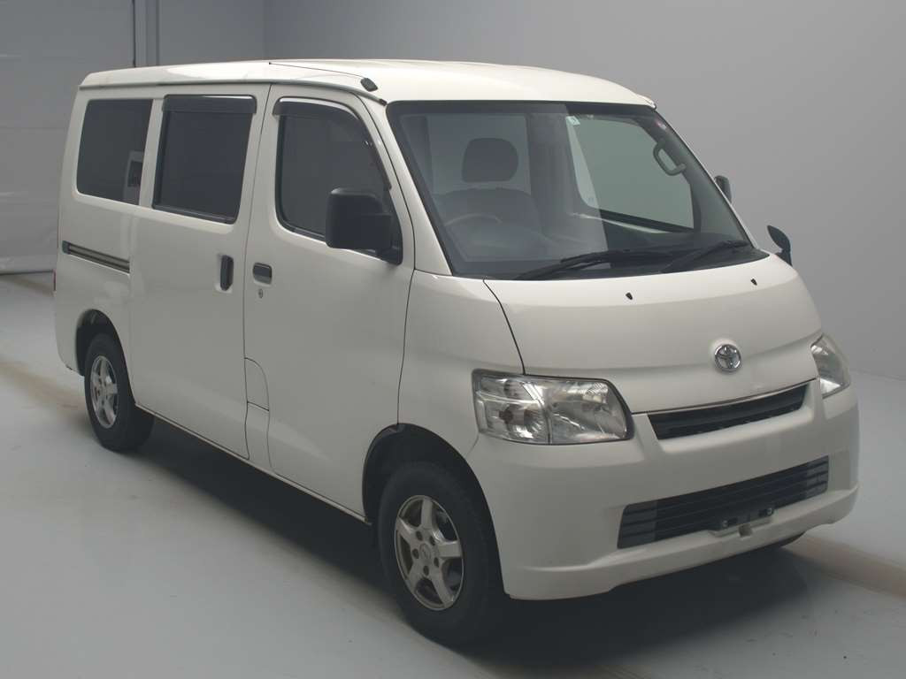 2019 Toyota Liteace Van S402M[2]