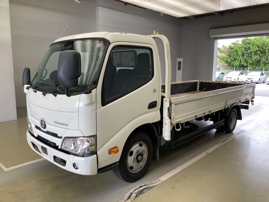 2019 Toyota Toyoace Truck XZU655[0]