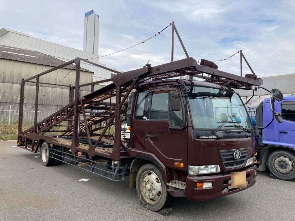 2005 UD Trucks condor PK37A[2]