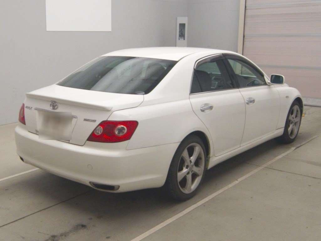 2005 Toyota Mark X GRX120[1]